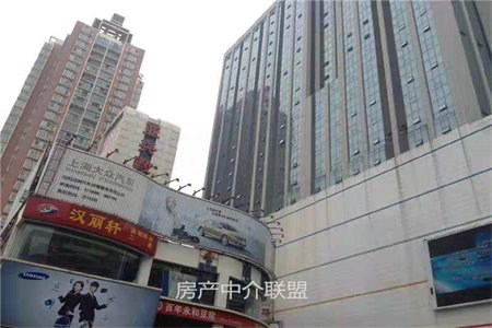 三实小附近金信花园3室2厅1卫52万108m2简单装修出售